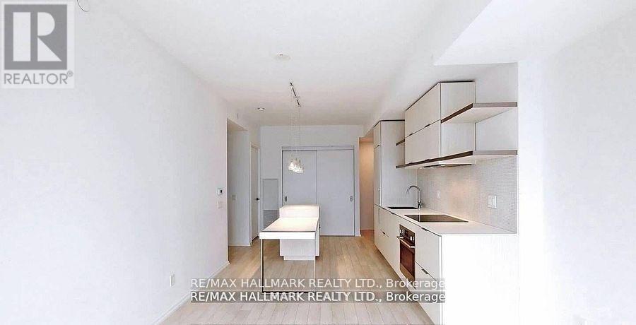 3114 - 197 Yonge Street, Toronto, Ontario  M5B 1M4 - Photo 14 - C12127018