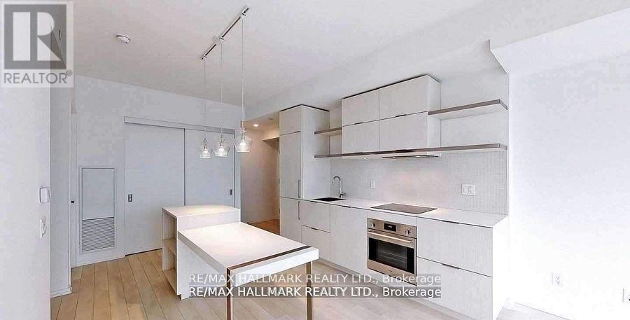 3114 - 197 Yonge Street, Toronto, Ontario  M5B 1M4 - Photo 16 - C12127018
