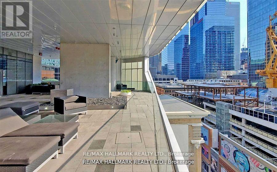 3114 - 197 Yonge Street, Toronto, Ontario  M5B 1M4 - Photo 32 - C12127018