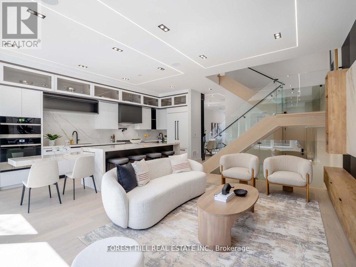 Property at 151 DEWBOURNE AVENUE image 4
