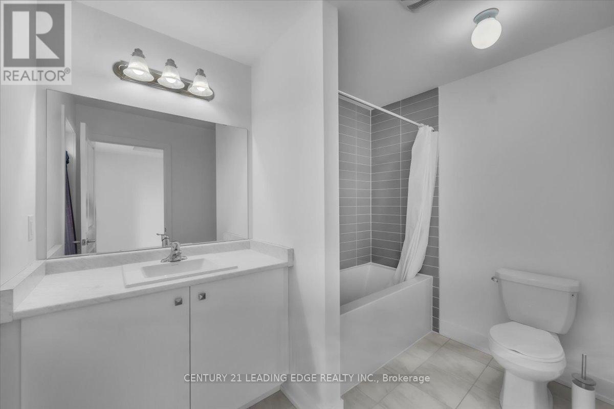 4 Nautical Way, Whitby, Ontario  L1N 0N2 - Photo 30 - E12121234