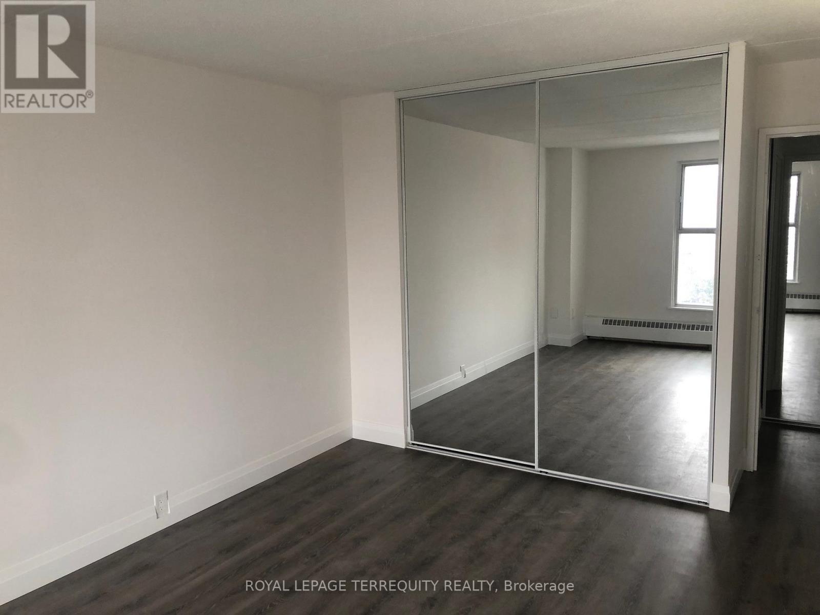 1005 - 2 Glamorgan Avenue, Toronto (Dorset Park), Ontario  M1P 2M8 - Photo 5 - E12126972