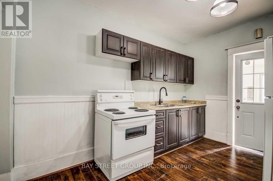 125 Agnes Street, Oshawa, Ontario  L1G 1V3 - Photo 24 - E12127002