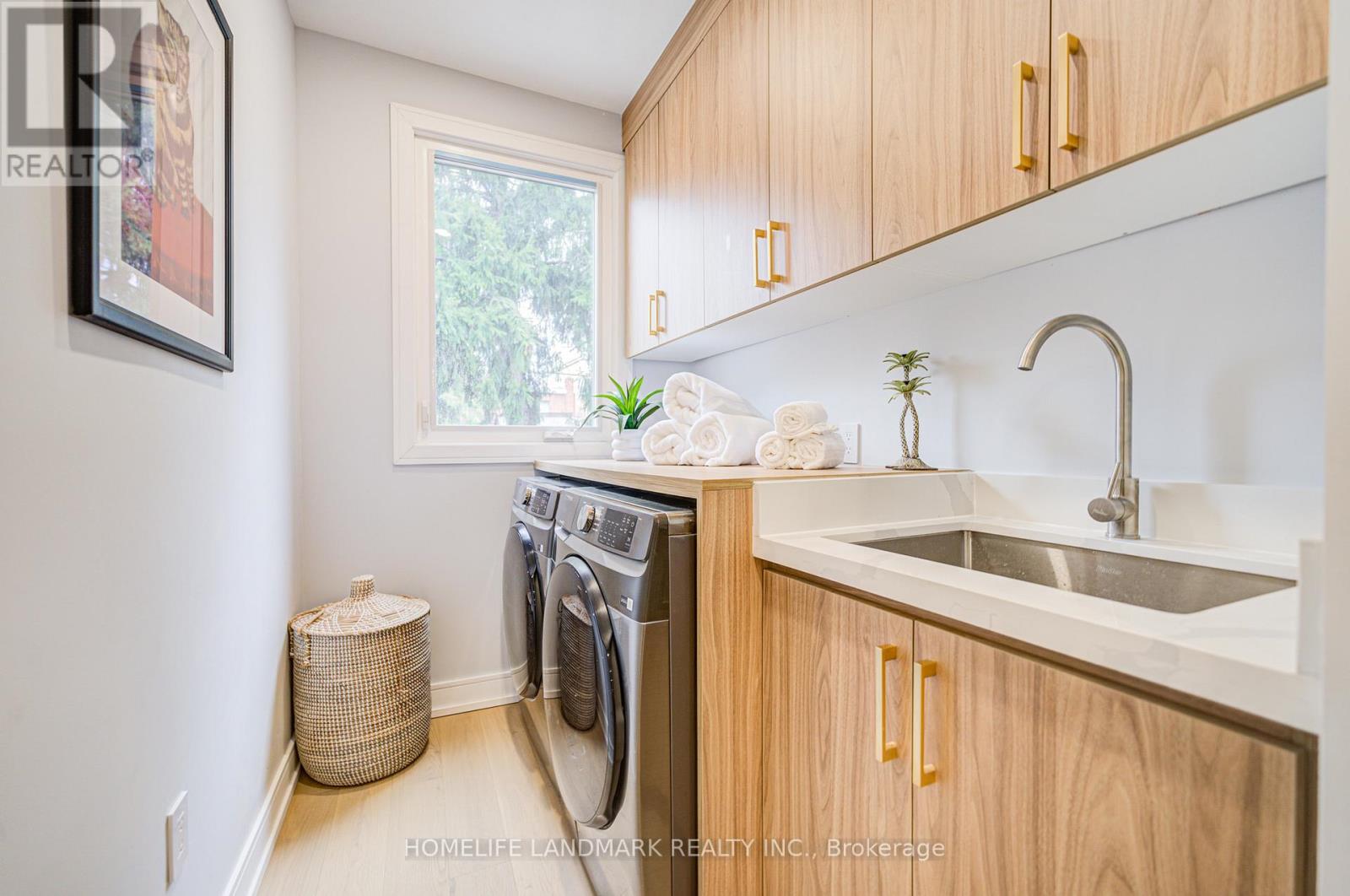 770 Pape Avenue, Toronto, Ontario  M4K 3S7 - Photo 12 - E12127052