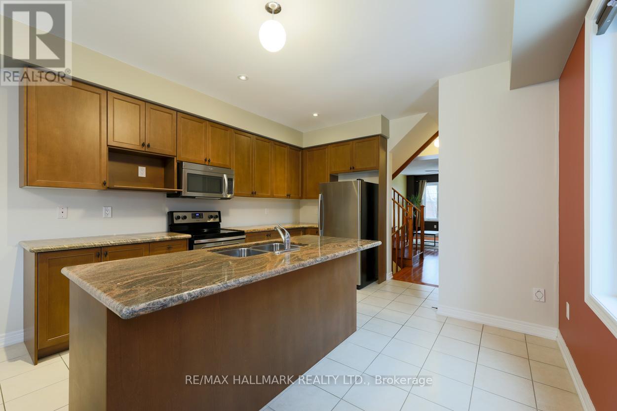Property at 22 BELANGER CRESCENT image 4