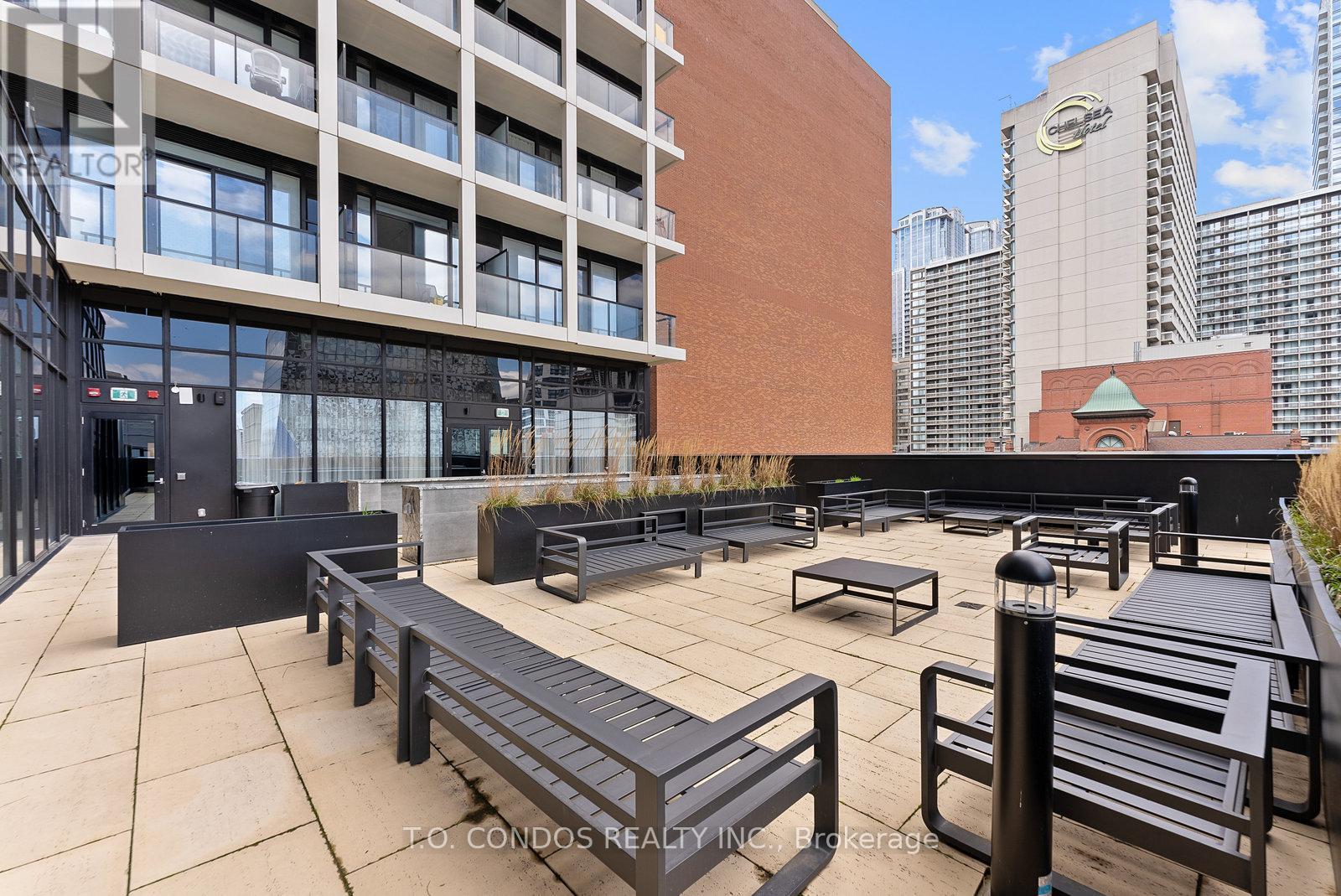 1019 - 20 Edward Street, Toronto, Ontario  M5G 1C9 - Photo 24 - C12114471