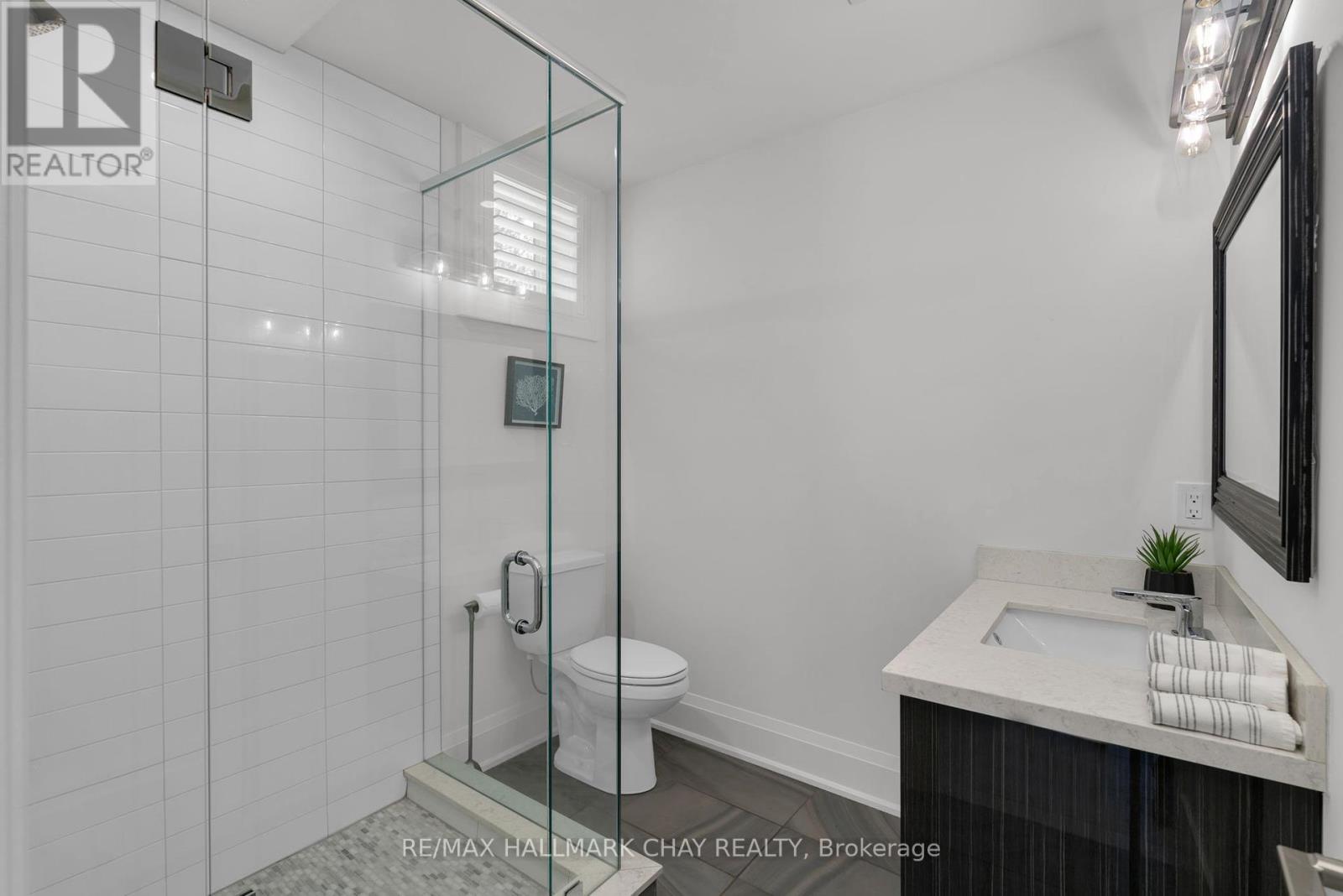 105 Mennill Drive, Springwater, Ontario  L0L 1Y3 - Photo 29 - S12126949