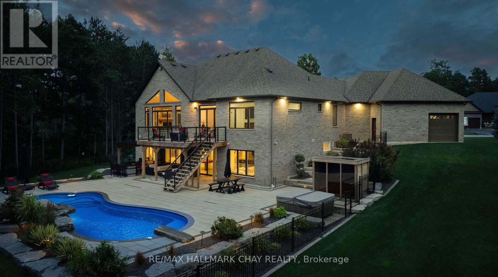 105 Mennill Drive, Springwater, Ontario  L0L 1Y3 - Photo 31 - S12126949