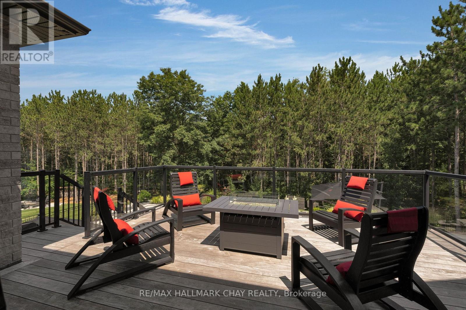105 Mennill Drive, Springwater, Ontario  L0L 1Y3 - Photo 32 - S12126949