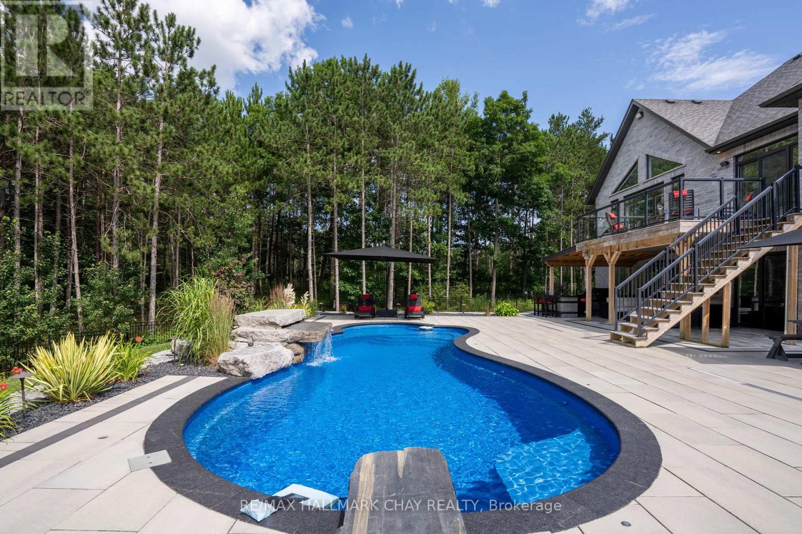 105 Mennill Drive, Springwater, Ontario  L0L 1Y3 - Photo 42 - S12126949