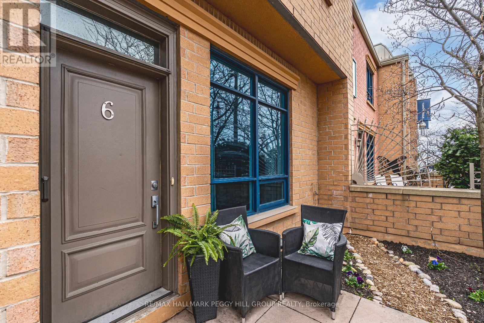 6 Victoria Street, Barrie, Ontario  L4N 6G2 - Photo 14 - S12127071