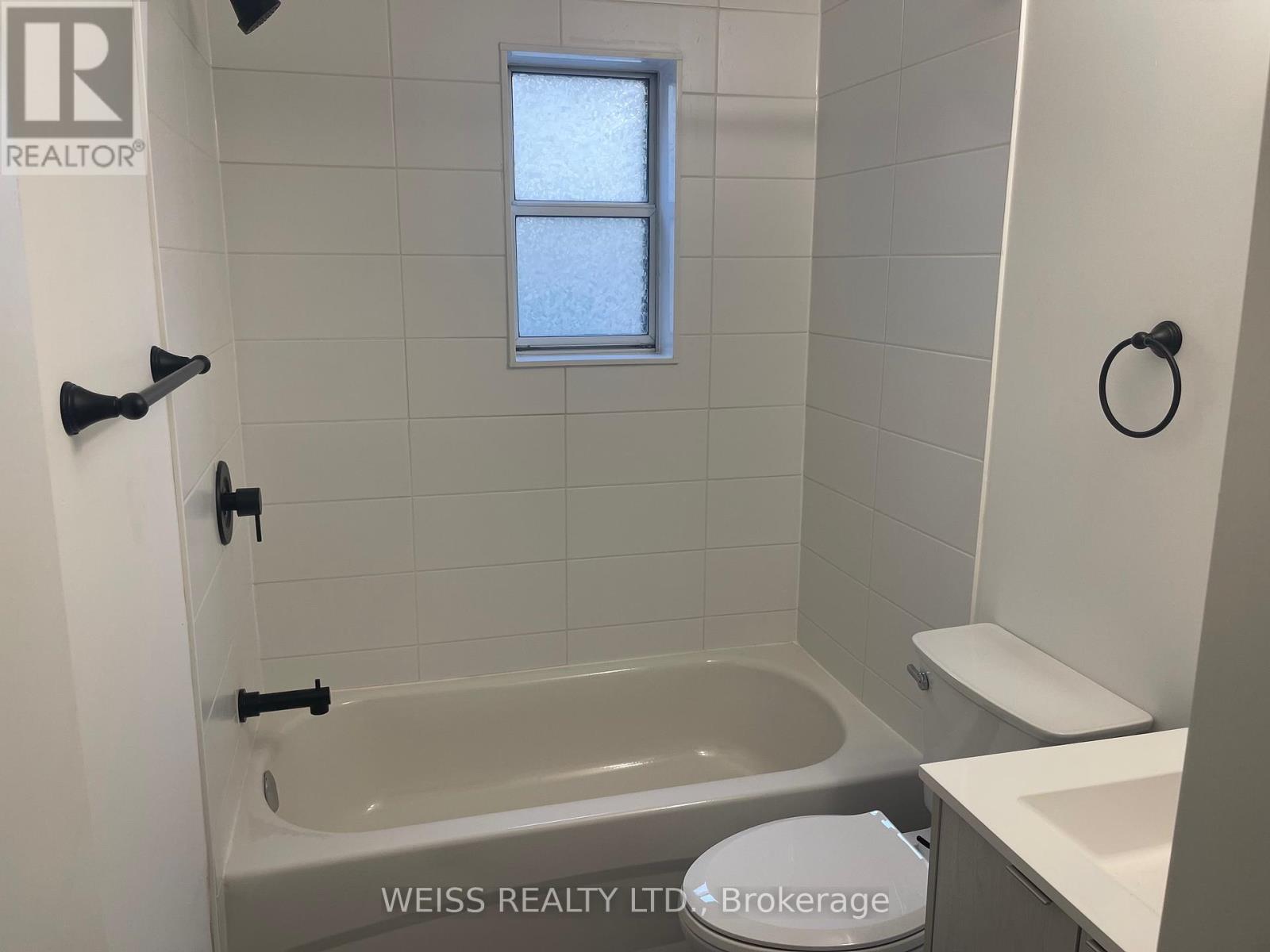 4 - 517 Eglinton Avenue W, Toronto, Ontario  M5N 1B1 - Photo 6 - C12125539
