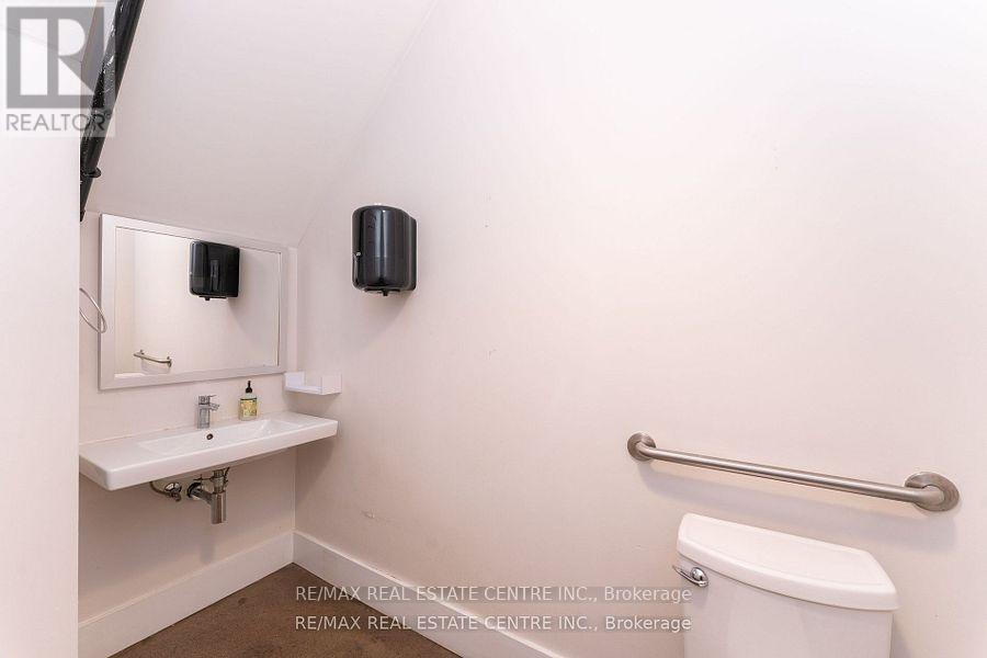 5 - 1401 Plains Road E, Burlington, Ontario  L7R 0C2 - Photo 20 - W12126944