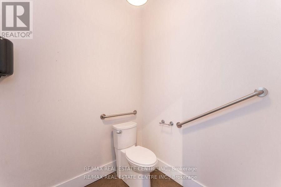 5 - 1401 Plains Road E, Burlington, Ontario  L7R 0C2 - Photo 21 - W12126944