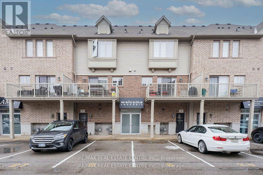 5 - 1401 Plains Road E, Burlington, Ontario  L7R 0C2 - Photo 5 - W12126944