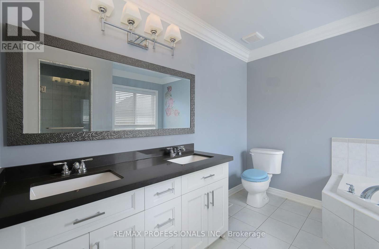 1095 Tupper Drive, Milton, Ontario  L9T 0A8 - Photo 16 - W12126951