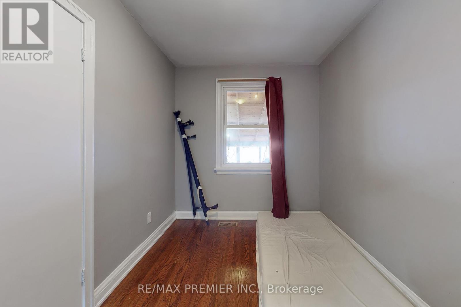 262 Richard Clark Drive, Toronto, Ontario  M3M 1W4 - Photo 11 - W12126981
