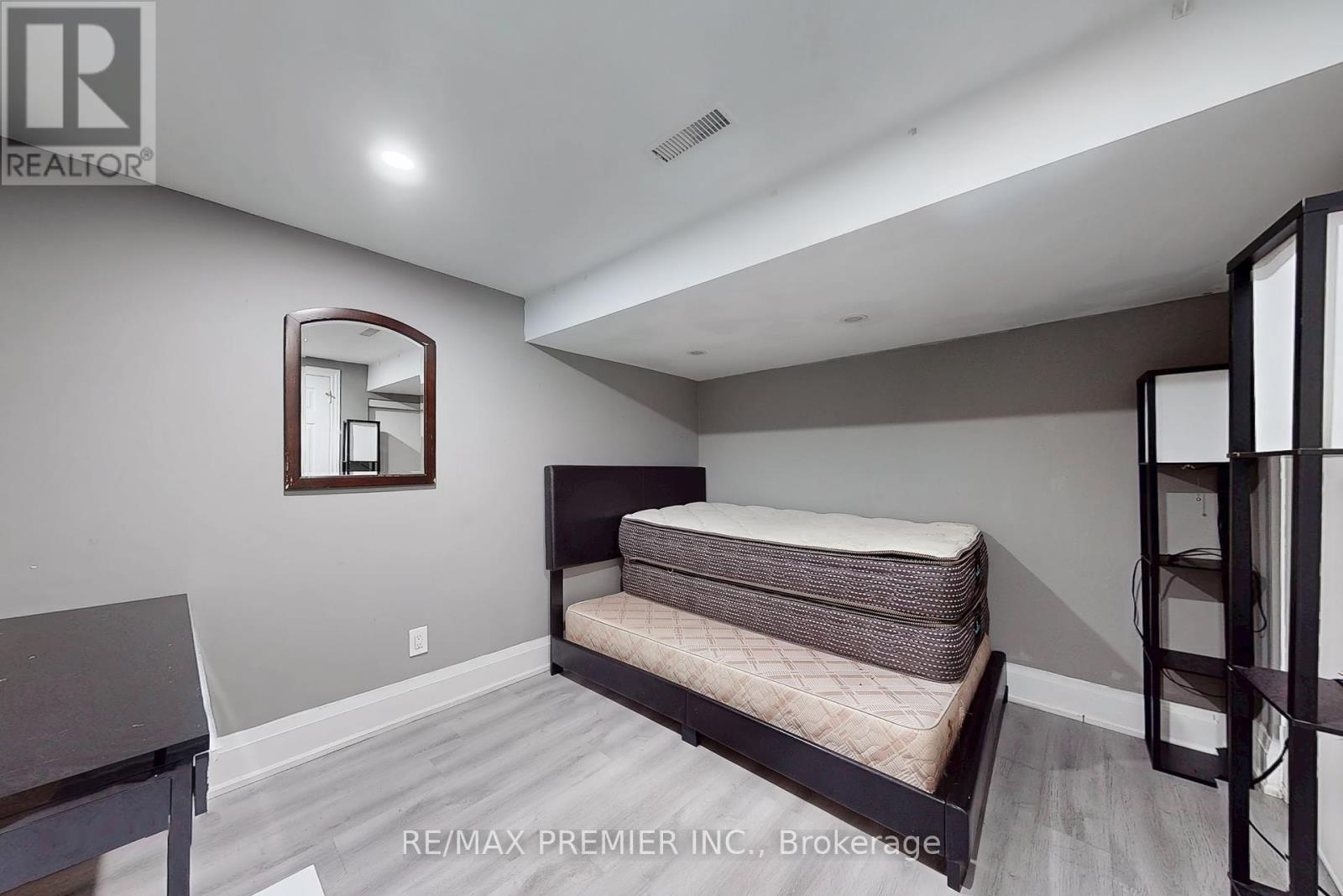 262 Richard Clark Drive, Toronto, Ontario  M3M 1W4 - Photo 21 - W12126981