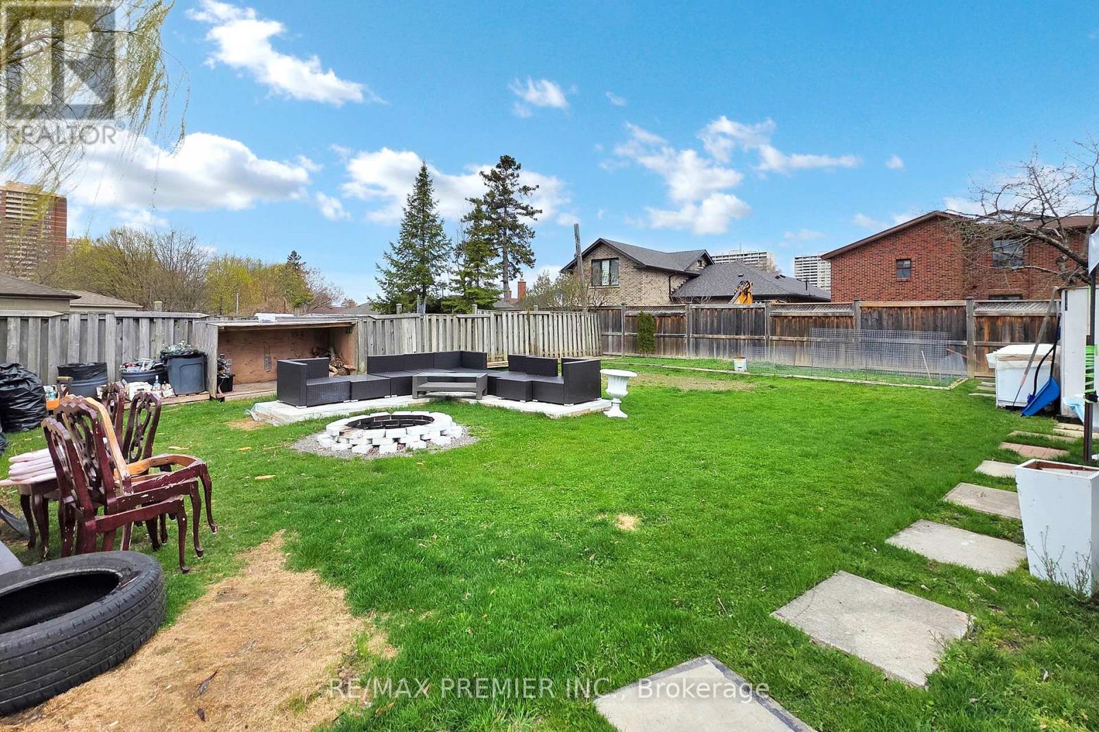 262 Richard Clark Drive, Toronto, Ontario  M3M 1W4 - Photo 28 - W12126981