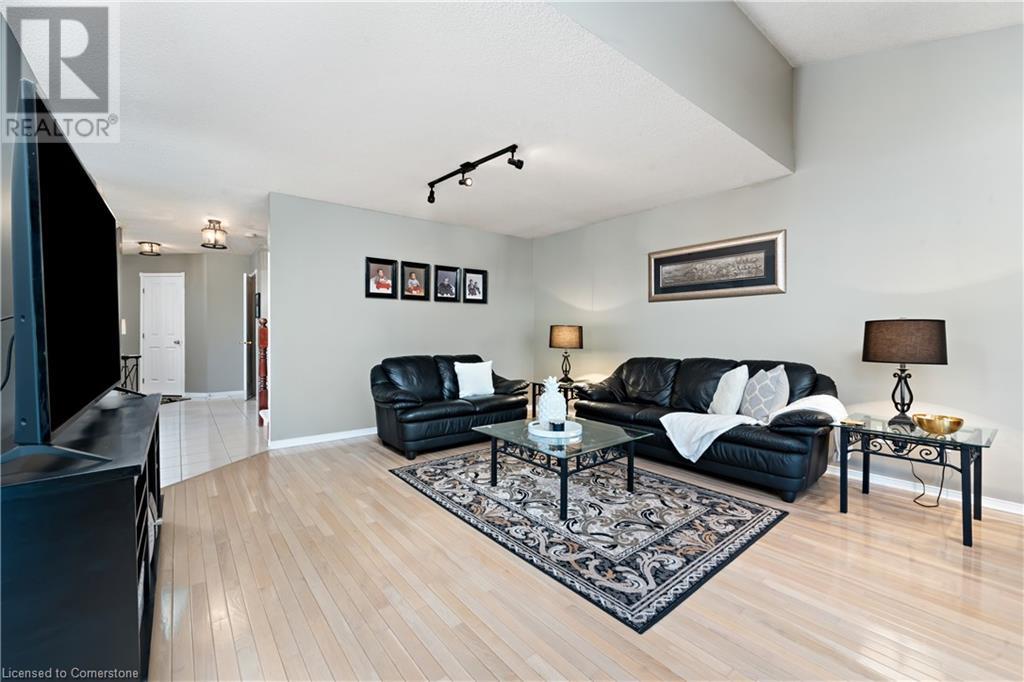 12 Aspen Drive, Grimsby, Ontario  L3M 5L8 - Photo 8 - 40721619