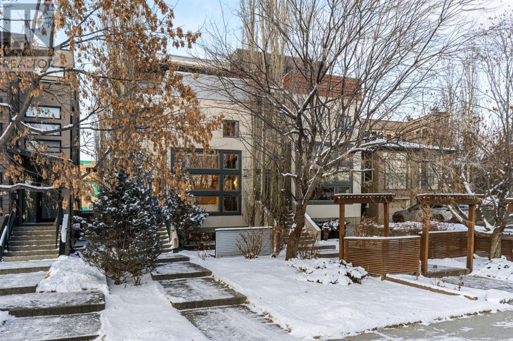 Property at 2134 30 Avenue SW image 1