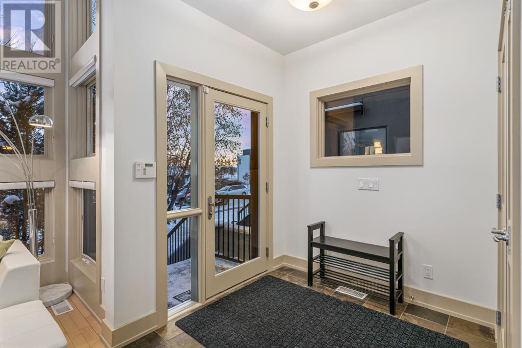 Property at 2134 30 Avenue SW image 4