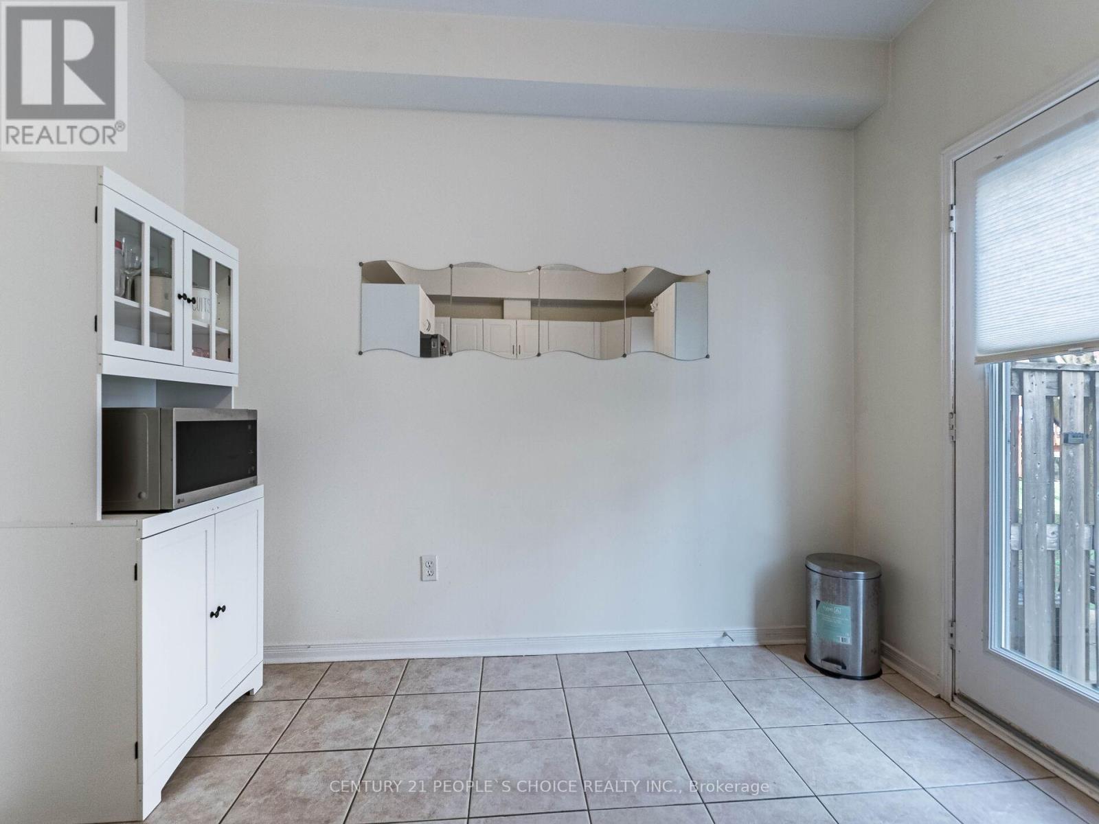 29 - 435 Hensall Circle, Mississauga, Ontario  L5A 4P1 - Photo 19 - W12127116