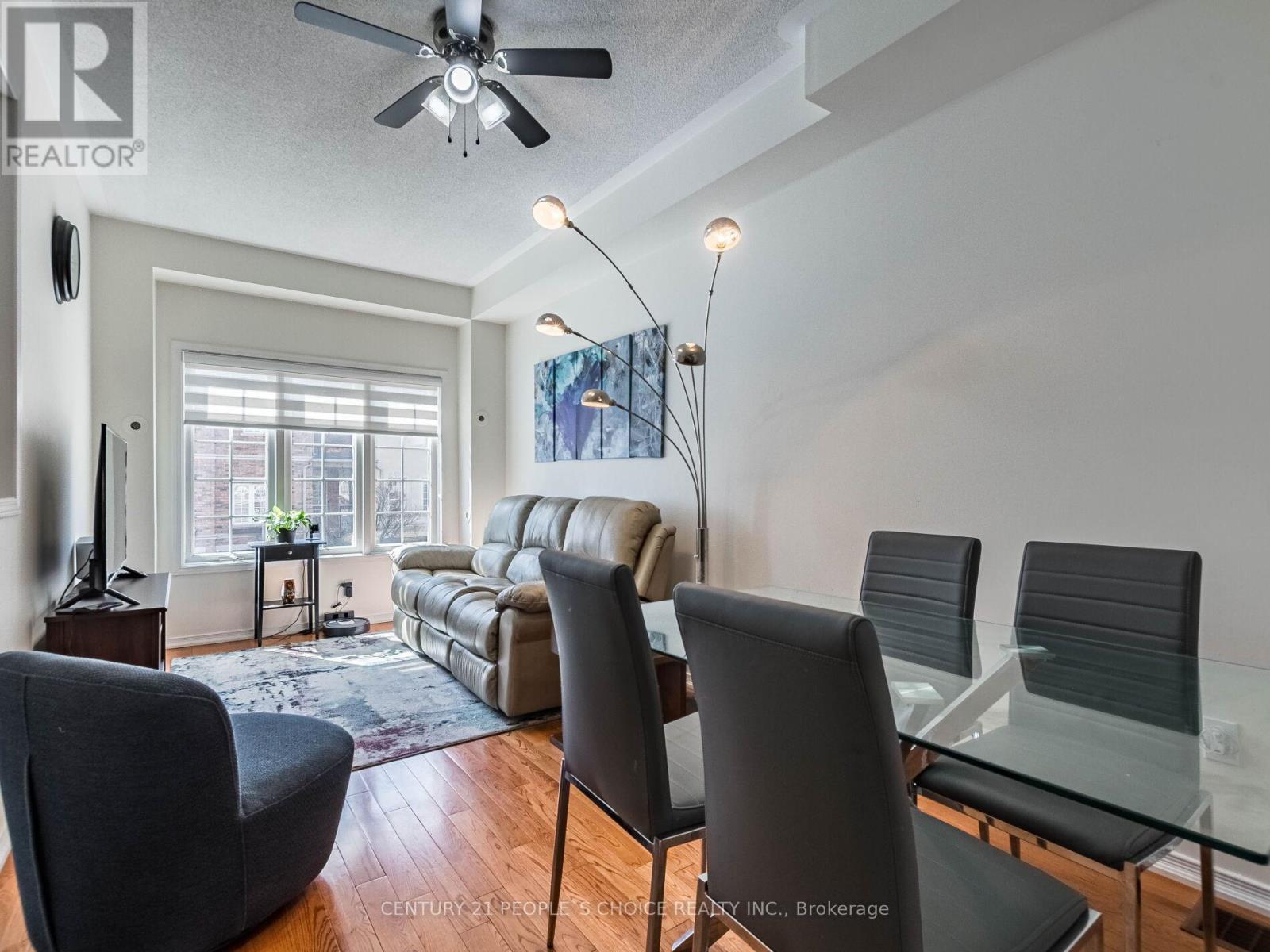 Property at 29 - 435 HENSALL CIRCLE image 5