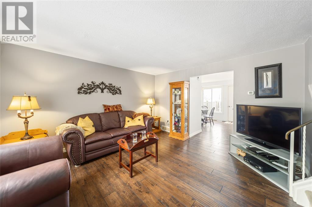 Property at 215 TRUDEAU DRIVE Unit# 33 image 2