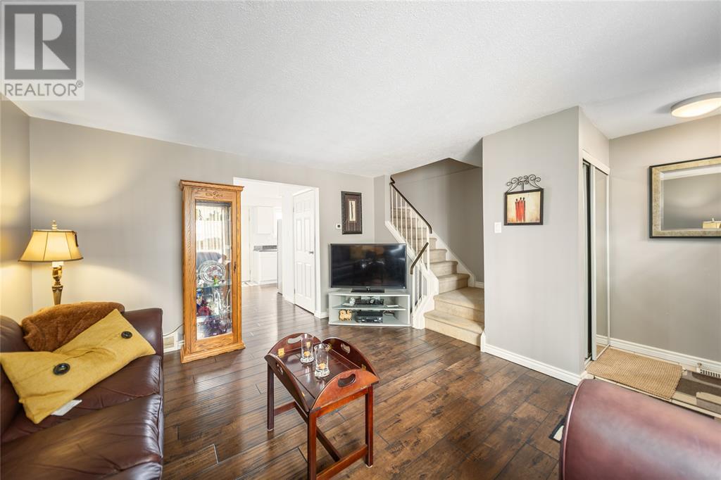 Property at 215 TRUDEAU DRIVE Unit# 33 image 4