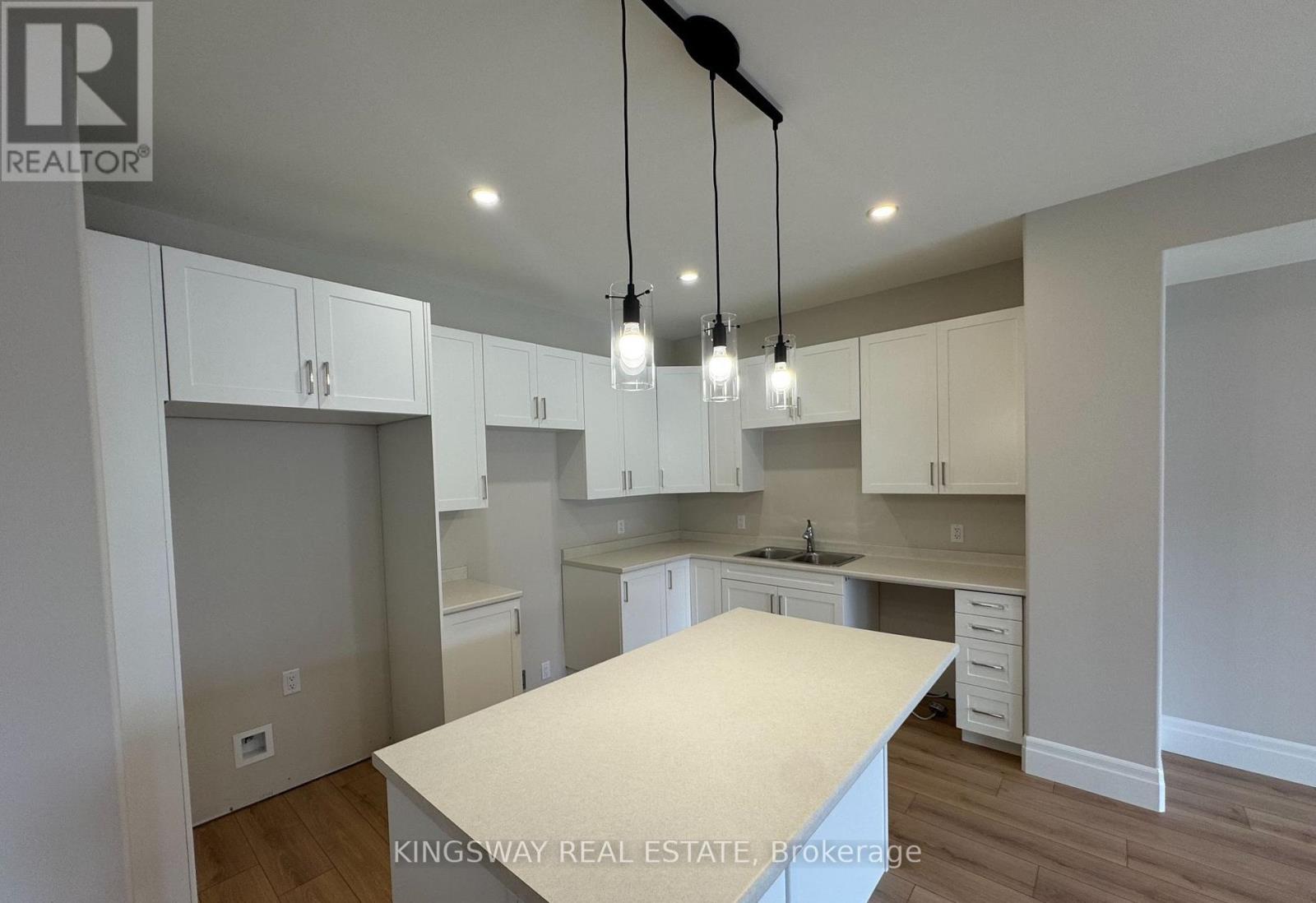 38 Evans Street, Prince Edward County, Ontario  K0K 2T0 - Photo 4 - X12126938