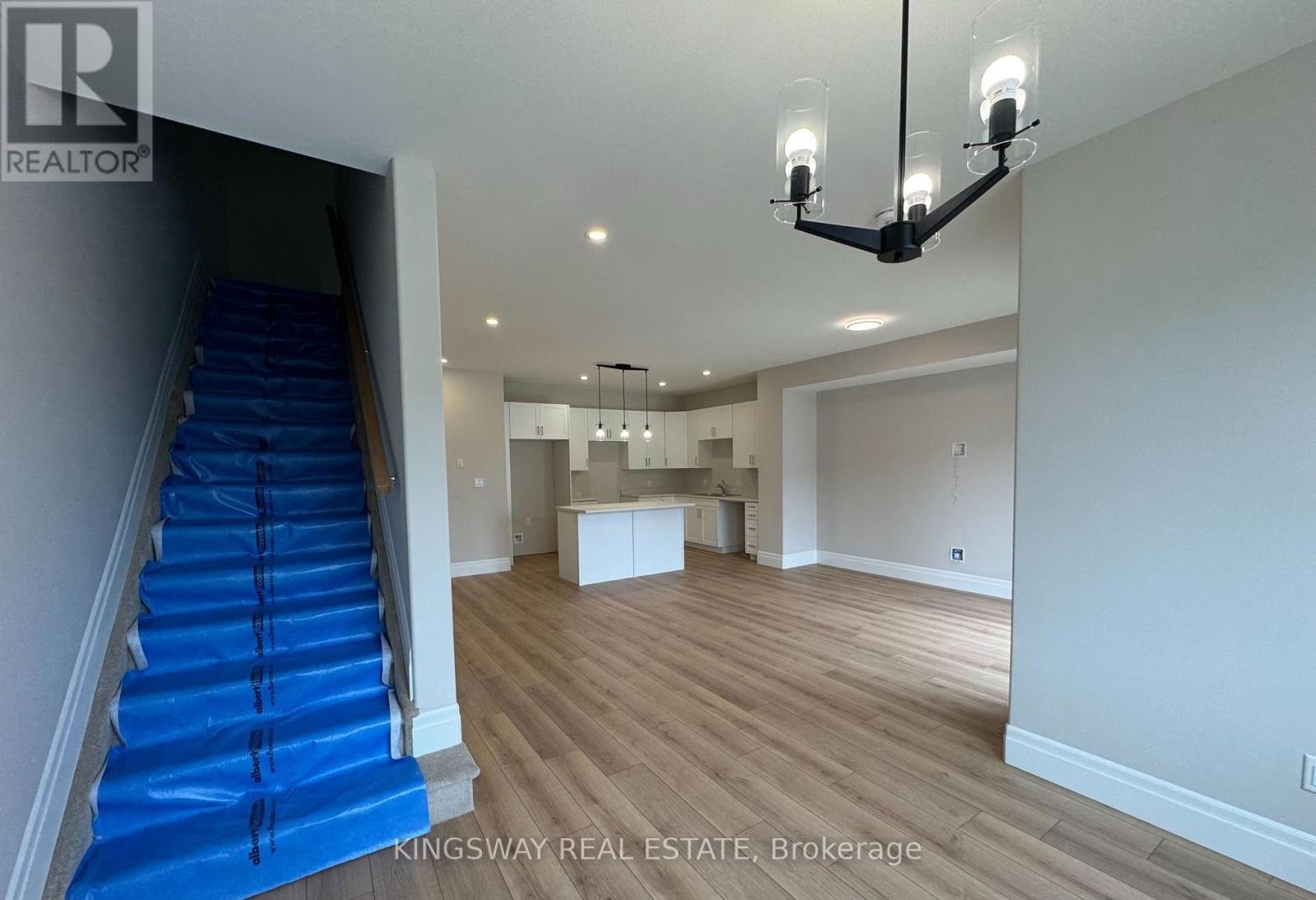 38 Evans Street, Prince Edward County, Ontario  K0K 2T0 - Photo 8 - X12126938