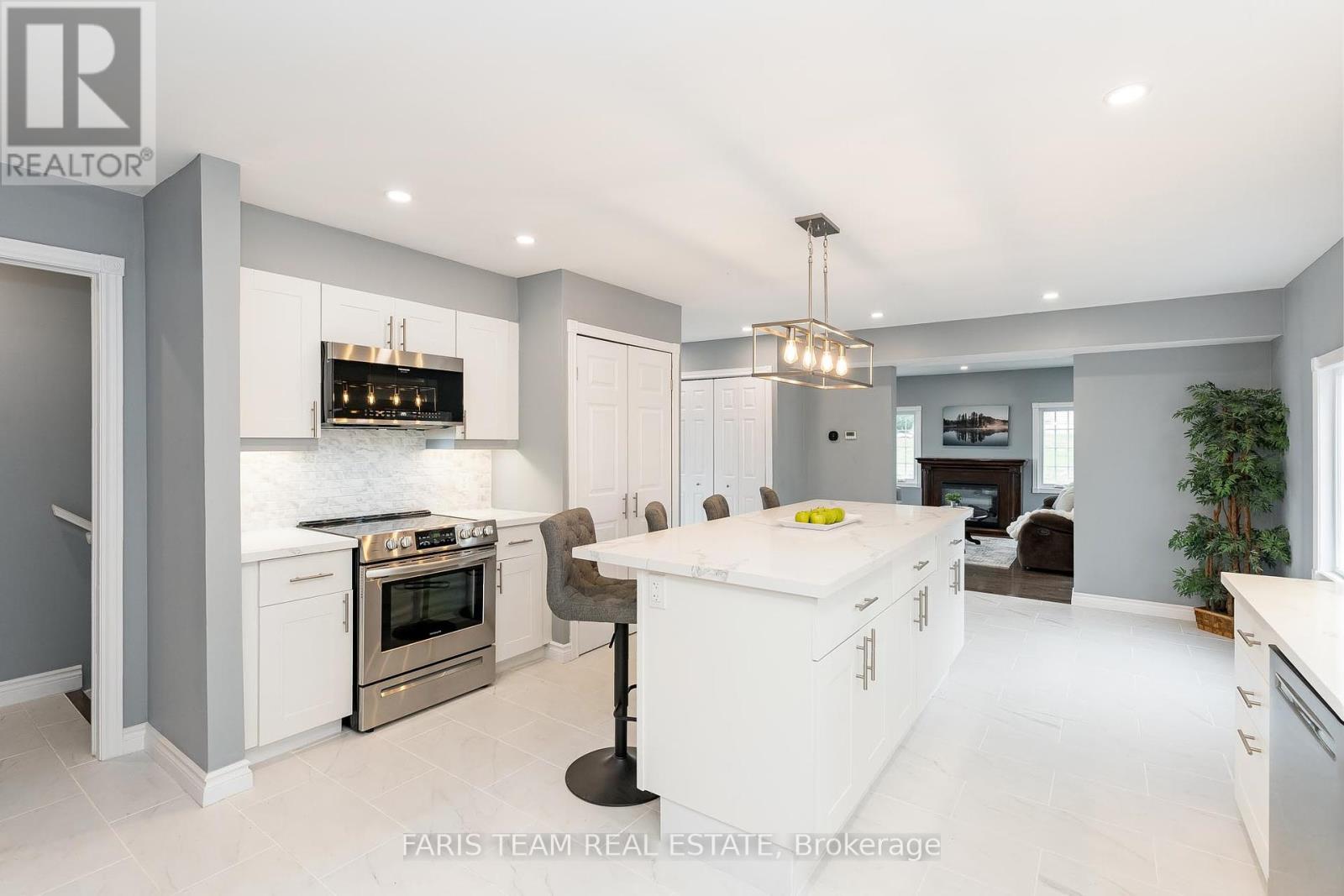 Property at 15 LANKIN AVENUE image 5