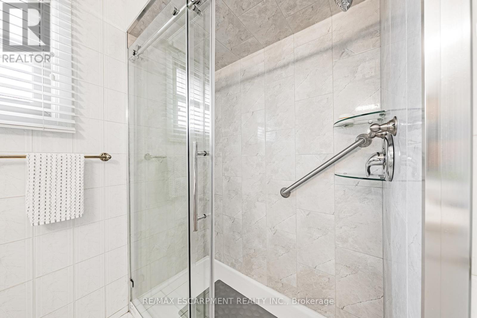 98 Deerhurst Road, Hamilton, Ontario  L8E 3G1 - Photo 26 - X12126967