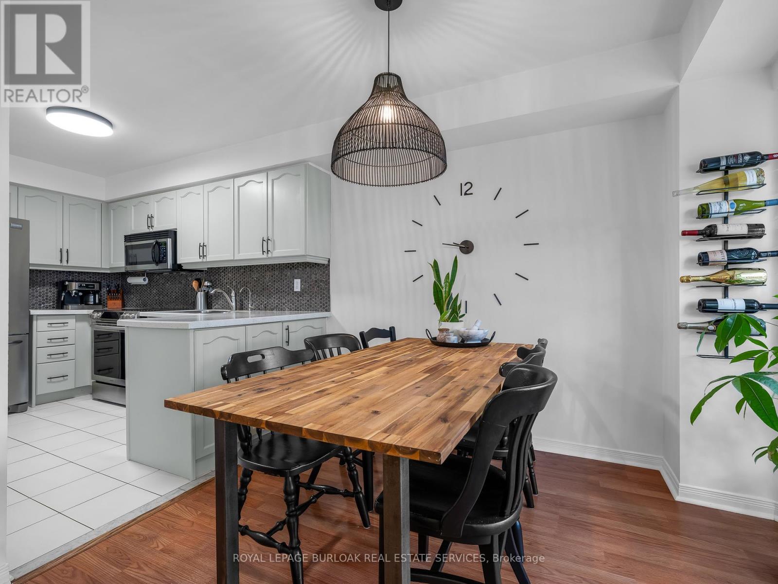 14 Thornlodge Drive, Hamilton, Ontario  L0R 2H3 - Photo 9 - X12127055
