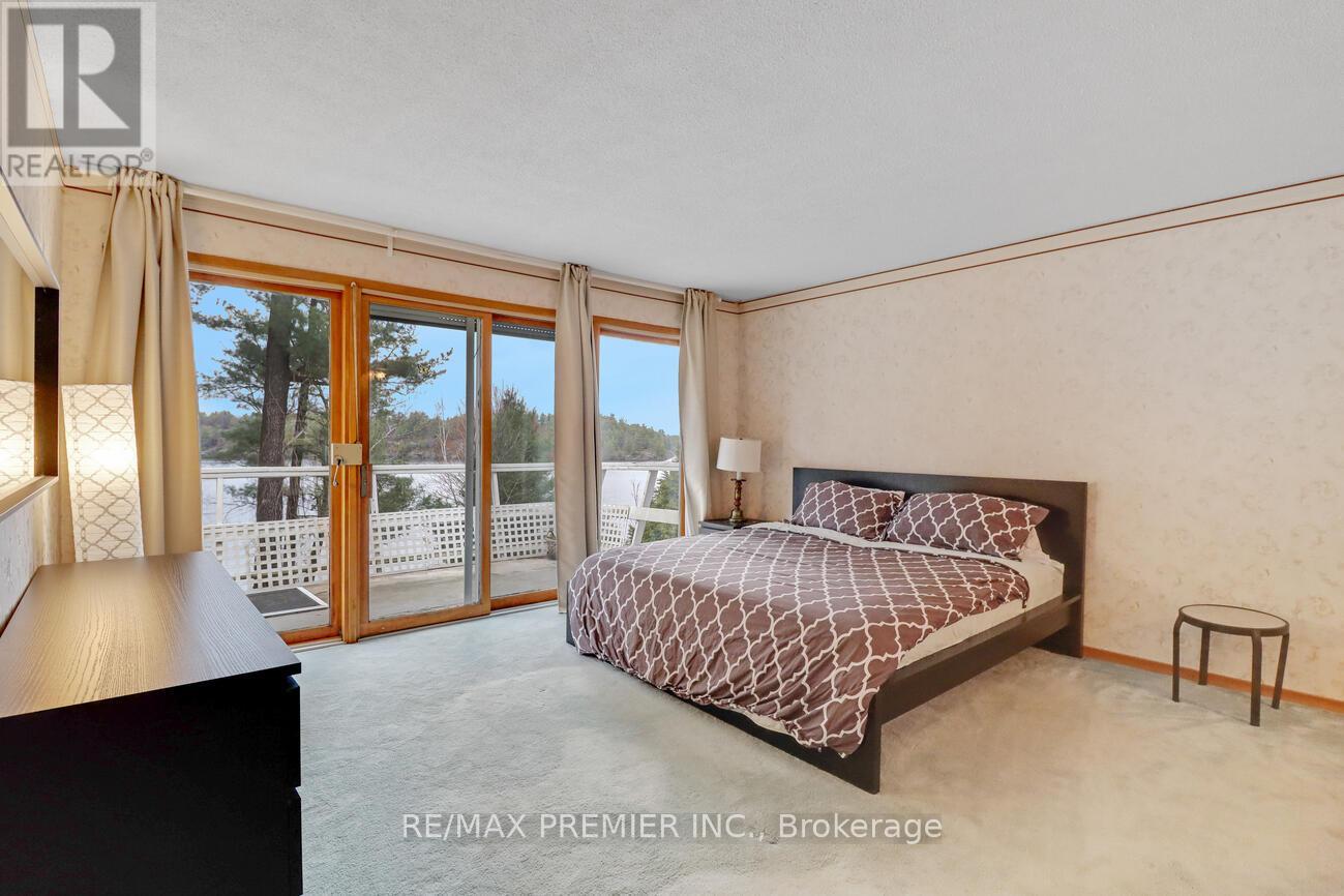 570 Phillip Street E, Gravenhurst, Ontario  P1P 1M3 - Photo 23 - X12127057