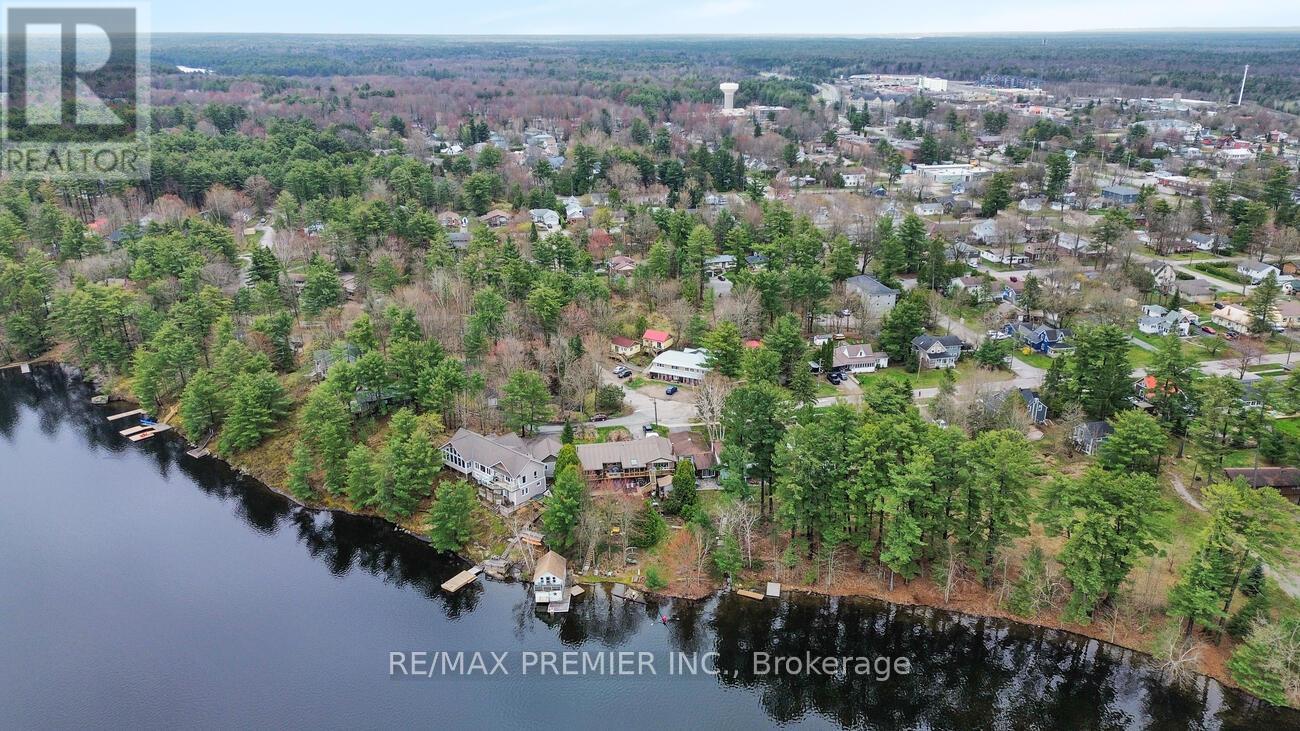 570 Phillip Street E, Gravenhurst, Ontario  P1P 1M3 - Photo 46 - X12127057