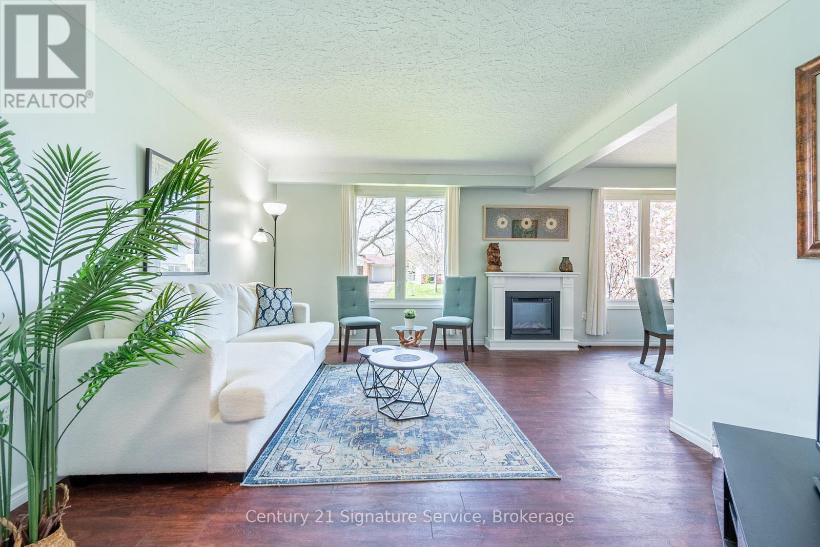 Property at 64 ELMVALE CRESCENT image 5