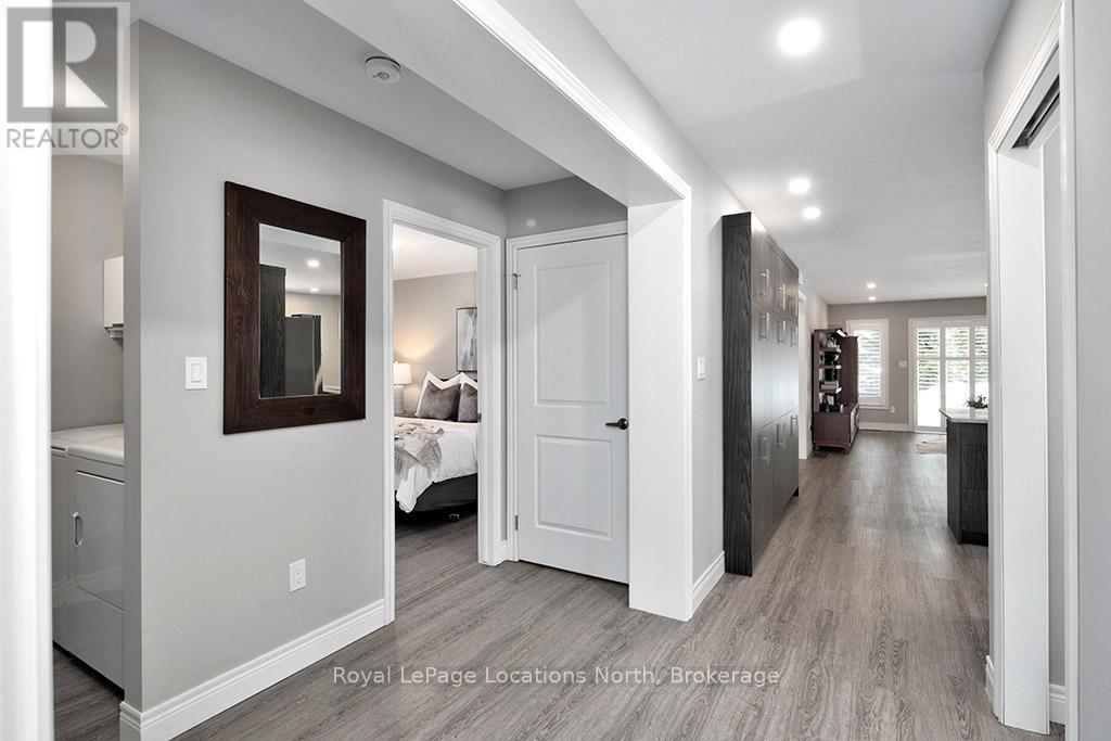 17 Elgin Street S, Blue Mountains, Ontario  N0H 2P0 - Photo 14 - X12116738