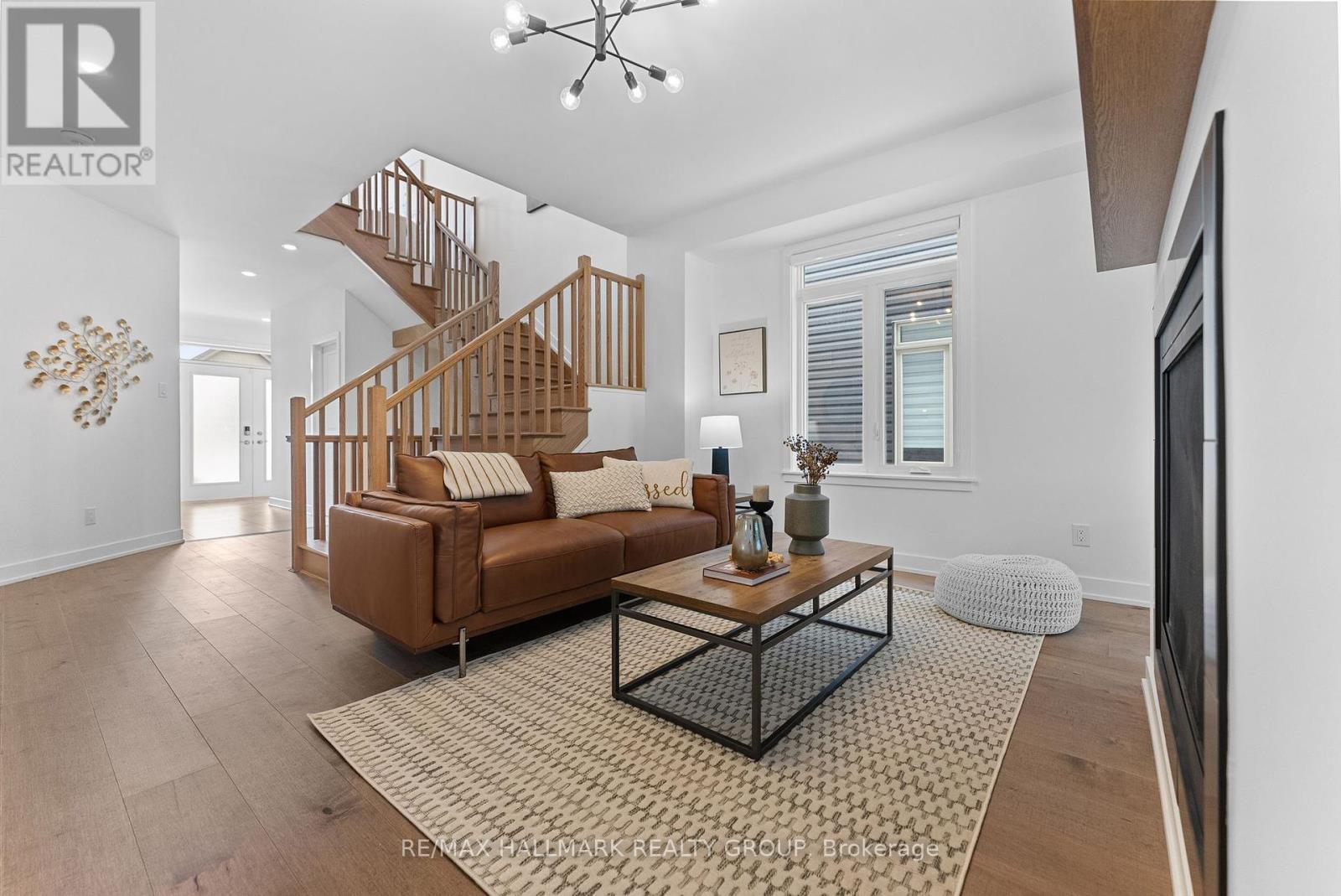 52 Big Dipper Street, Ottawa, Ontario  K4M 0L7 - Photo 8 - X12127238