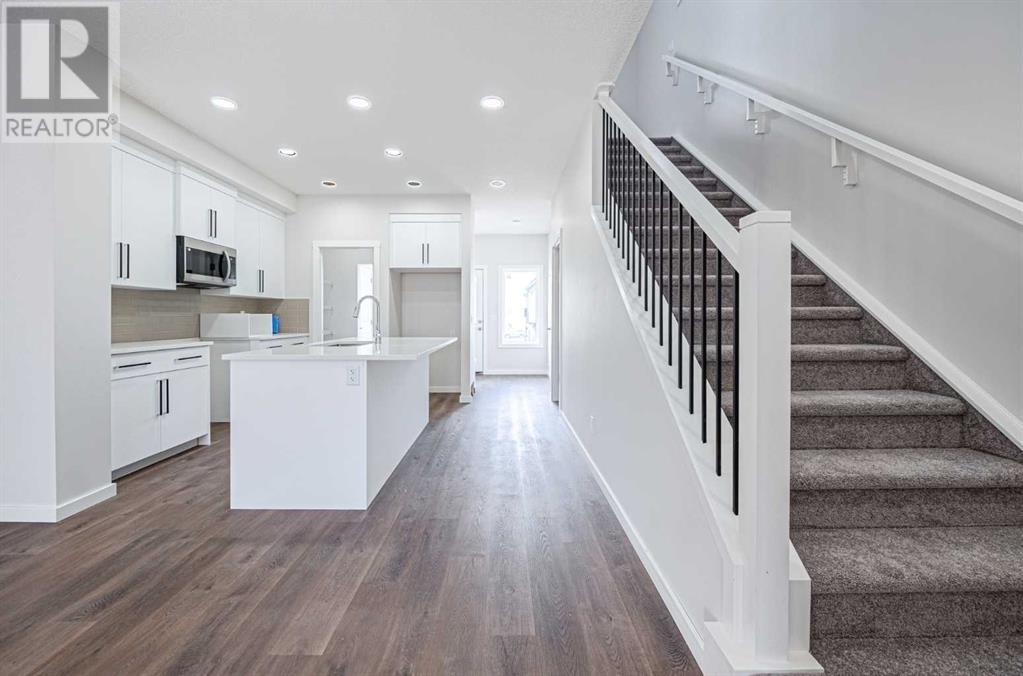 52 Heartwood Lane Se, Calgary, Alberta  T3S 0R1 - Photo 8 - A2217702