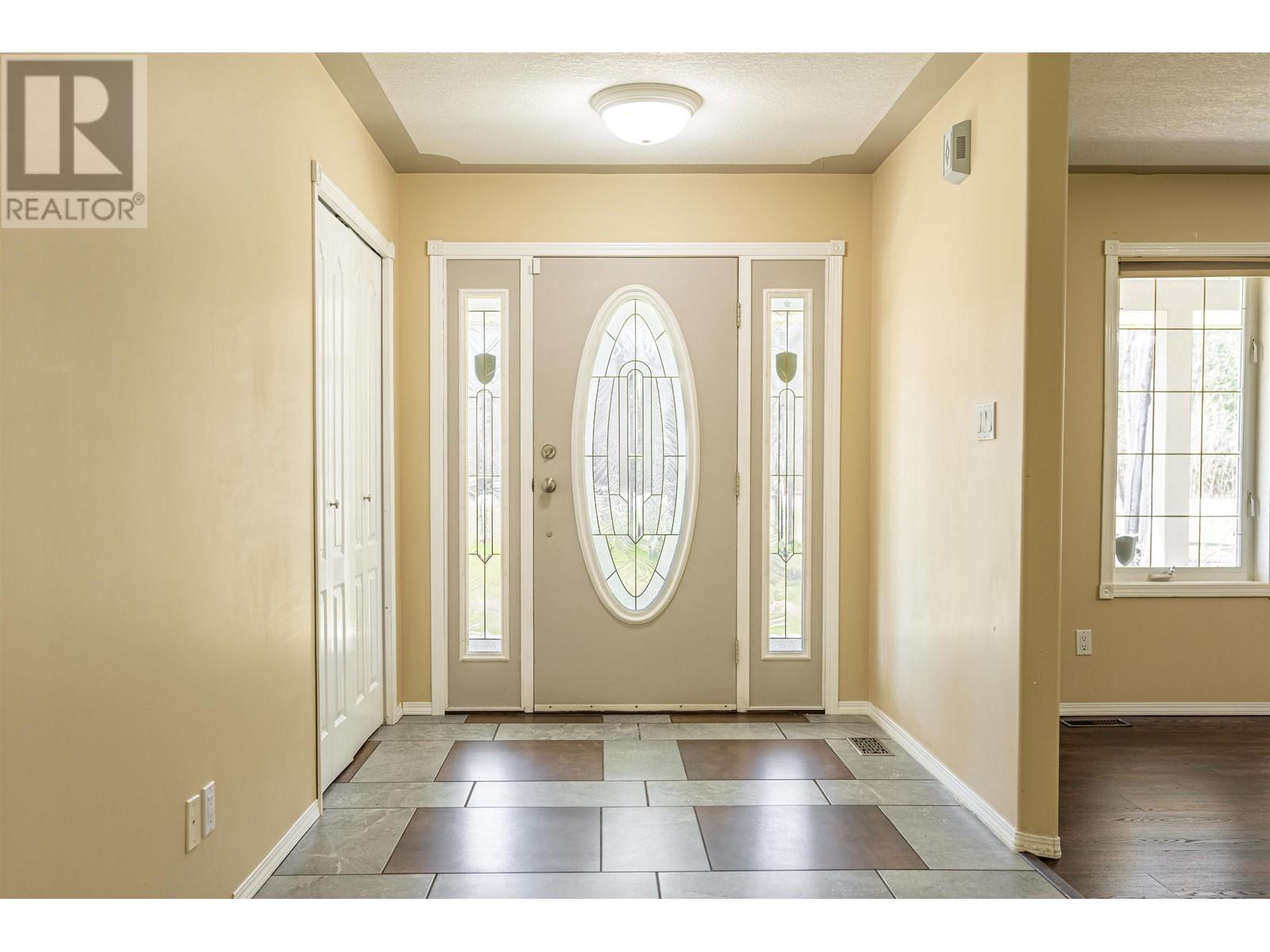 Property at 2470 CHRISTOPHER DRIVE image 4