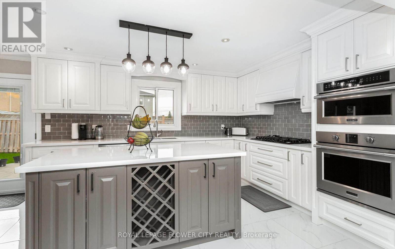 97 Newport Street, Brampton, Ontario  L5S 4N1 - Photo 11 - W12123123