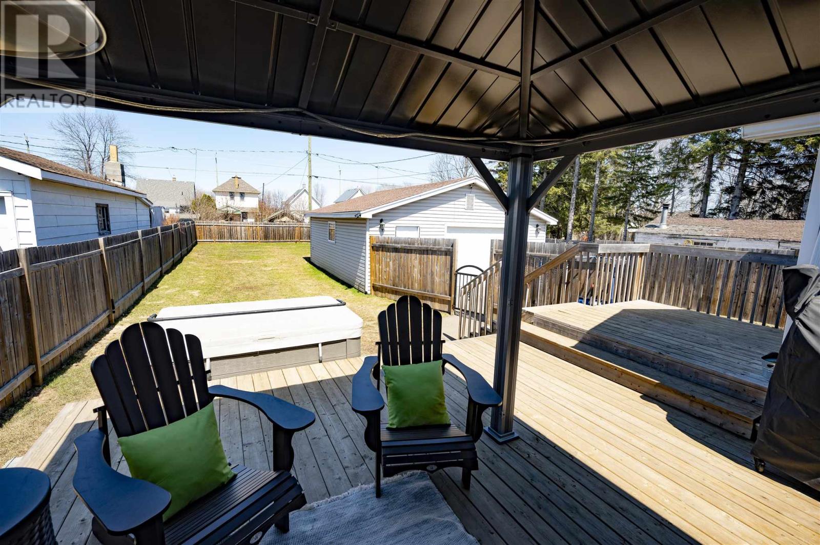 347 Francis Street East, Thunder Bay, Ontario  P7E 4B4 - Photo 34 - TB251018
