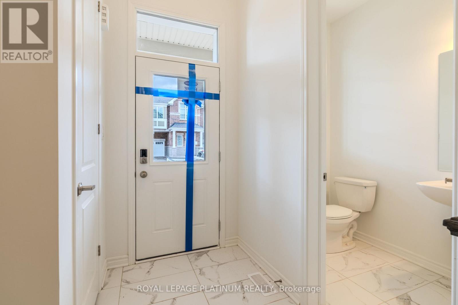 1362 Copley Court, Milton, Ontario  L0E 2E7 - Photo 2 - W12079623