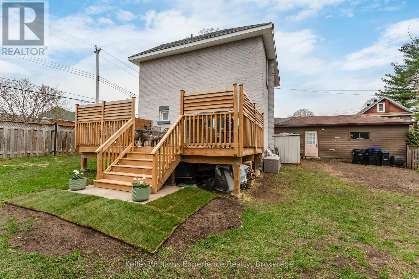 454 Colborne Street, Midland, Ontario  L4R 2K9 - Photo 43 - S12127296