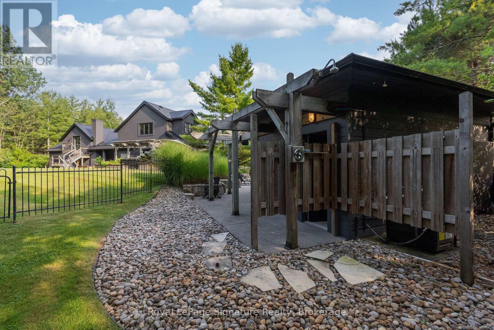 21 Trails End, Collingwood, Ontario  L9Y 5B1 - Photo 31 - S12127355