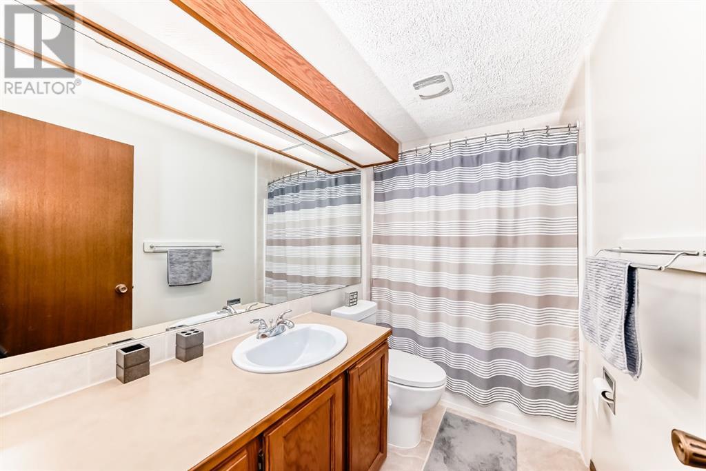 79 Hawksley Crescent Nw, Calgary, Alberta  T3G 3C5 - Photo 31 - A2201904