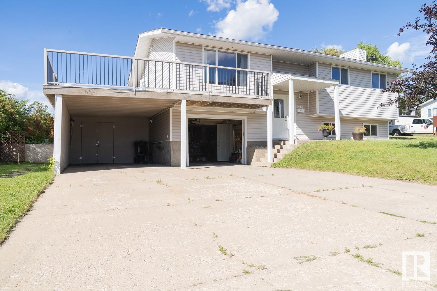 Property at 4204 50A AV image 1