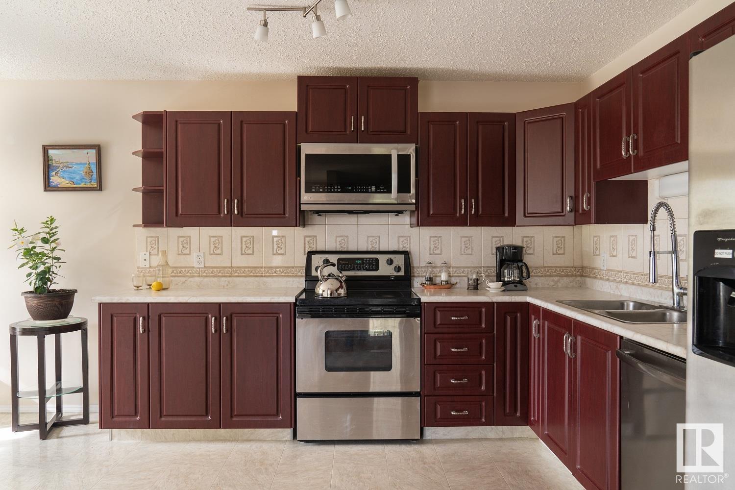 4204 50a Av, Cold Lake, Alberta  T9M 2A5 - Photo 6 - E4425079